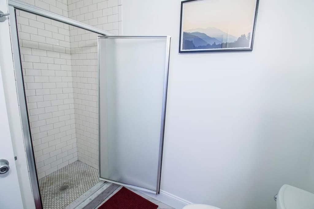 דירות בוסטון 4Br 1,5Bh Sunny Apt In Roxbury חדר תמונה